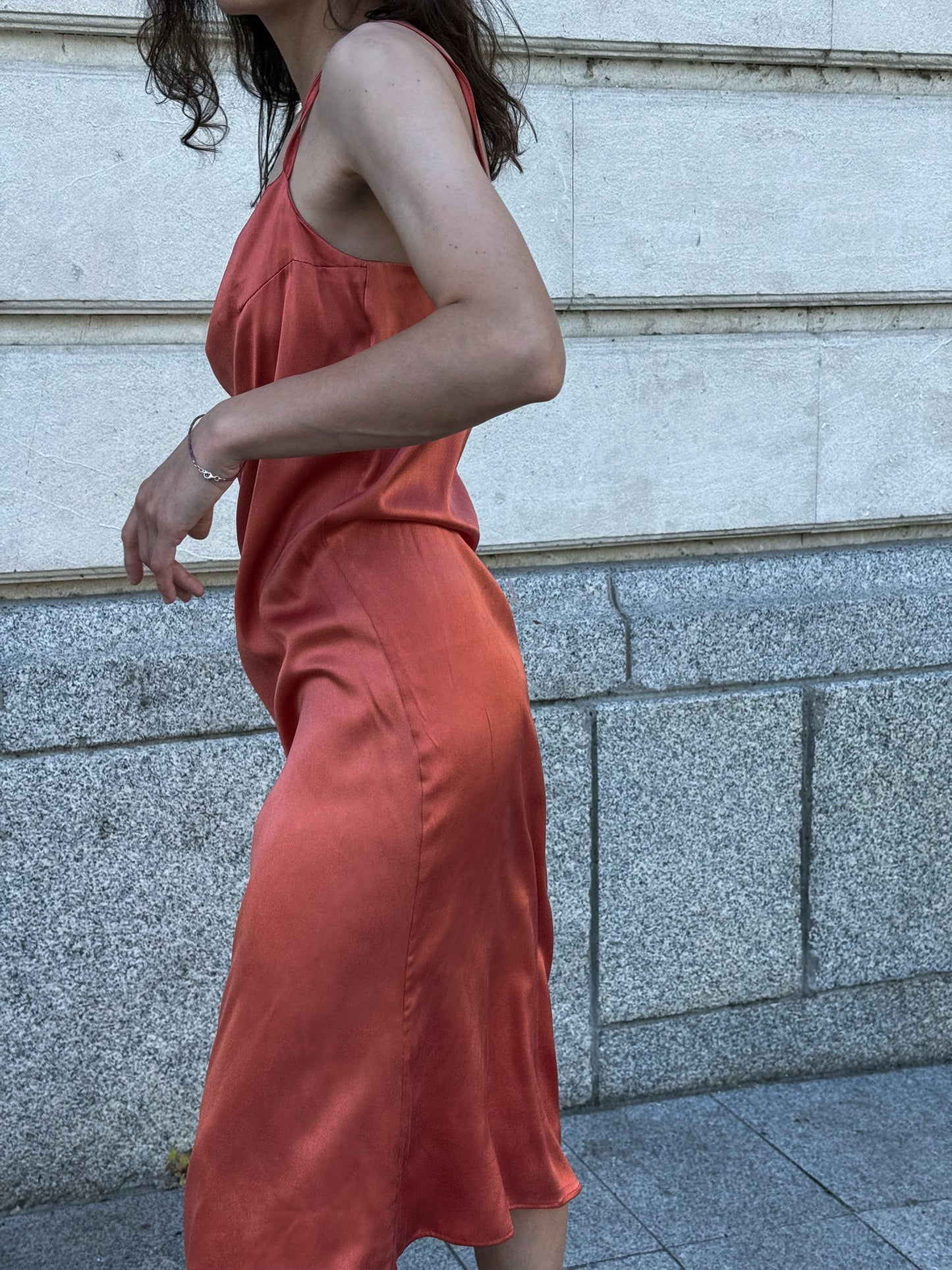 Рокля "the silk slip dress"