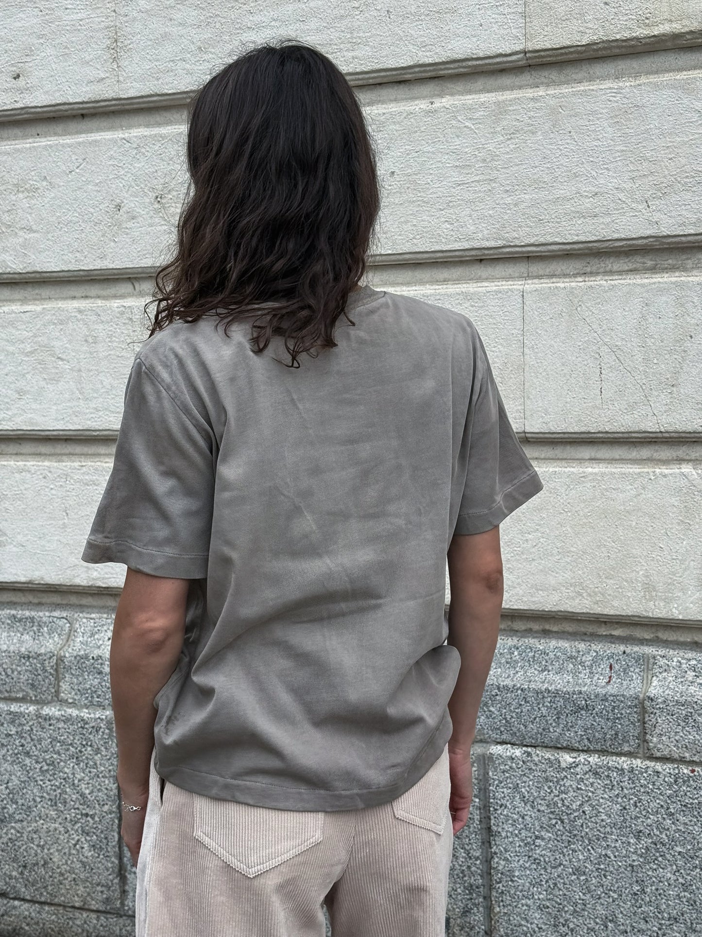 Тениска "the essential tee"